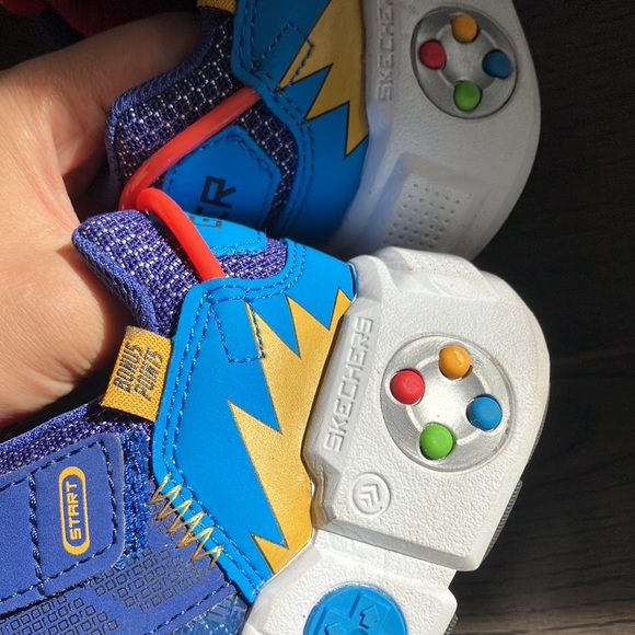 Skechers Game Kicks: Gametronix blue boy sneakers. Size 12. - Picture 8 of 11